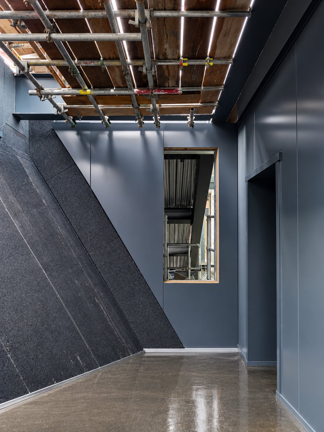 Google KGX1 — site photo 3